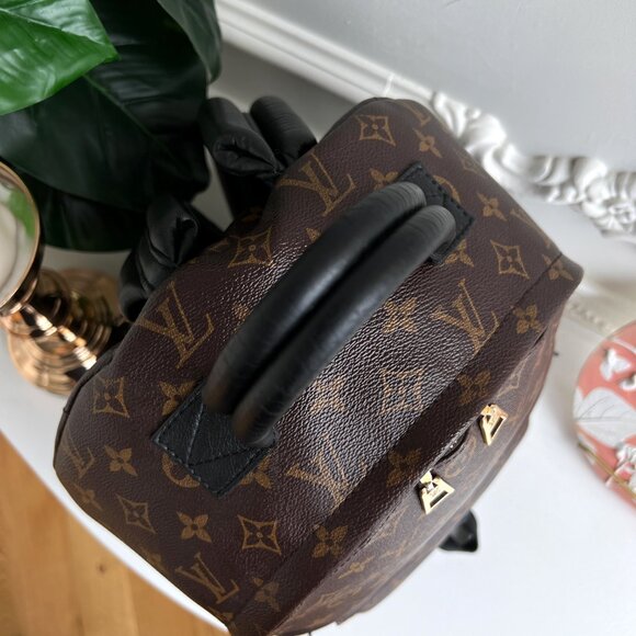 100% Authentic Louis Vuitton Backpack Palm Springs MM Monogram FL2158 - Picture 7 of 16
